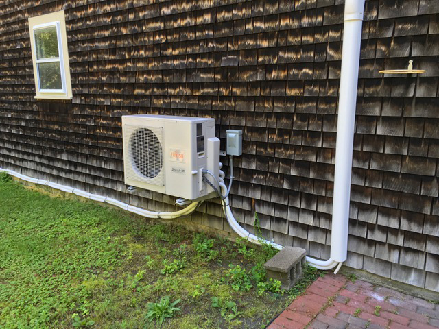 MINI SPLIT AIR CONDITION SYSTEM